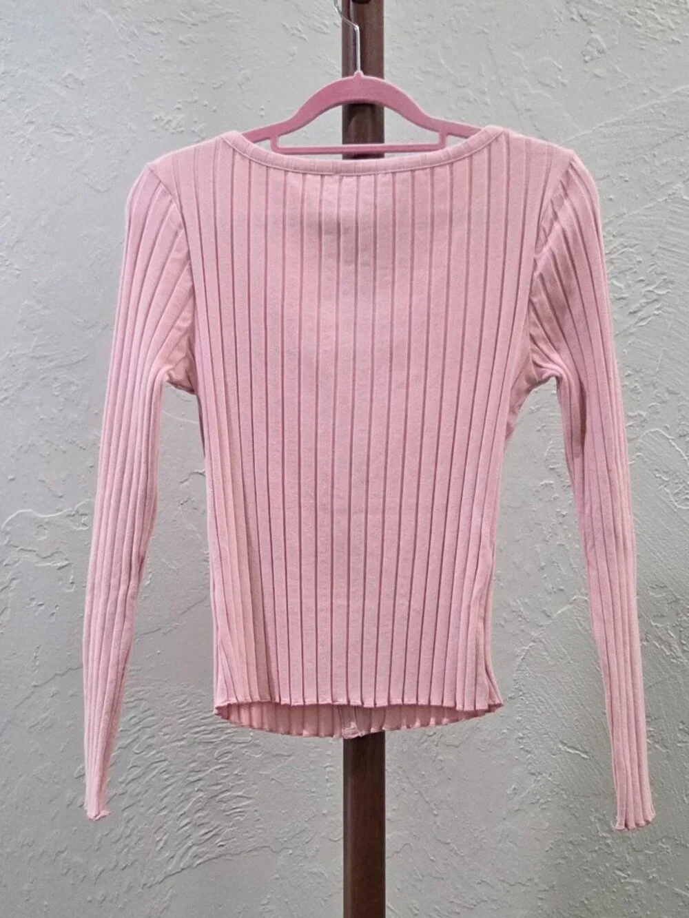 Superdown Ribbed Top With Buttons - Picture 6 of 7